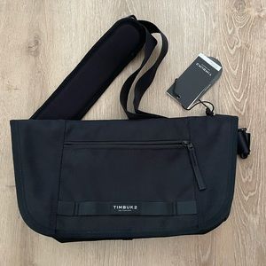 TIMBUK2 Catapult Sling Crossbody in Jet Black - NWT